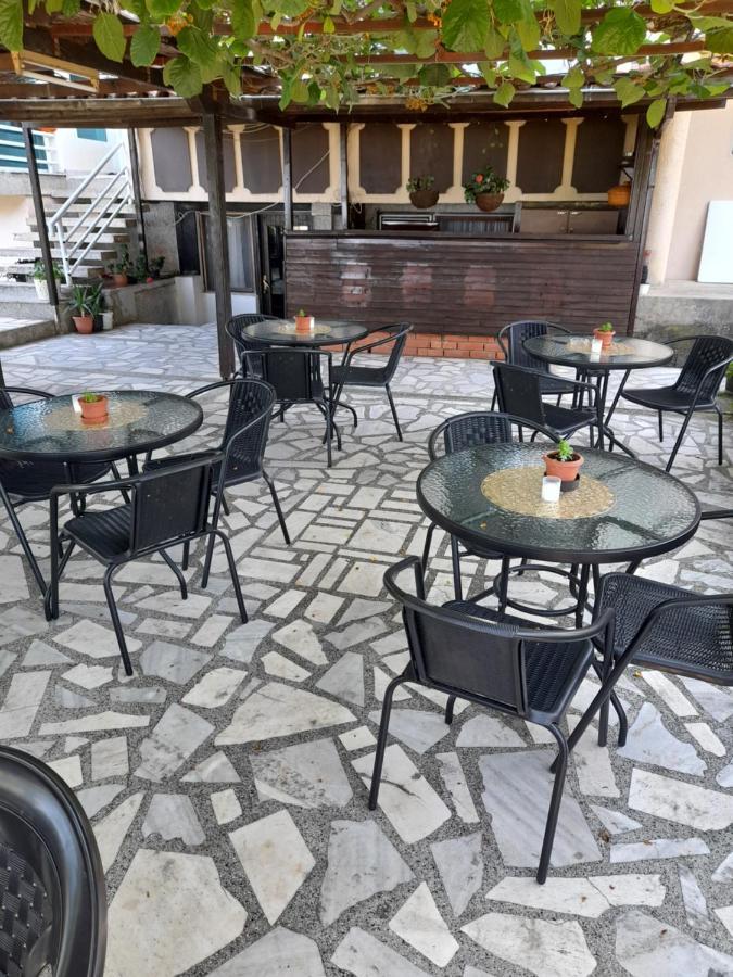 Bato Rooms Peštani المظهر الخارجي الصورة